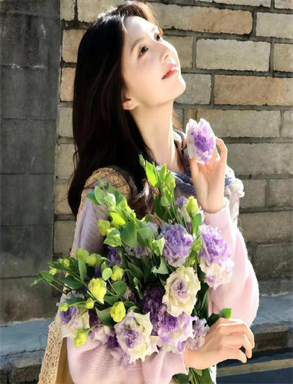 探索《郑培民》的奥秘里程碑式的：隐藏细节与深层意义